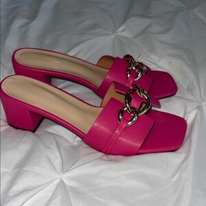 Women's Pink Chain-Accent Slide Heels